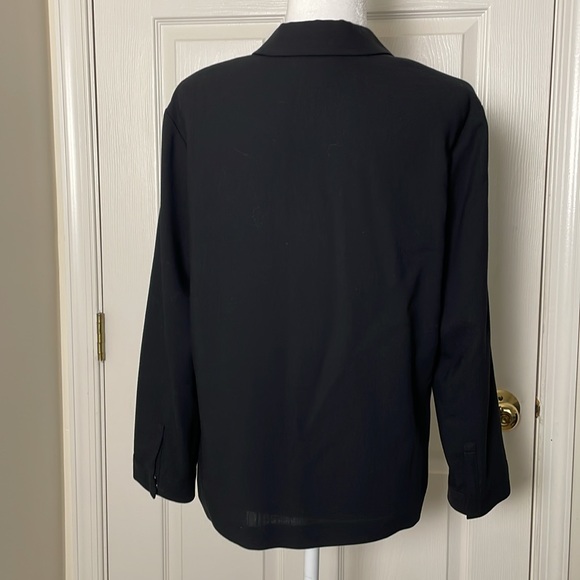 Banana Republic: Wool Top w/snap button closure - Picture 4 of 12